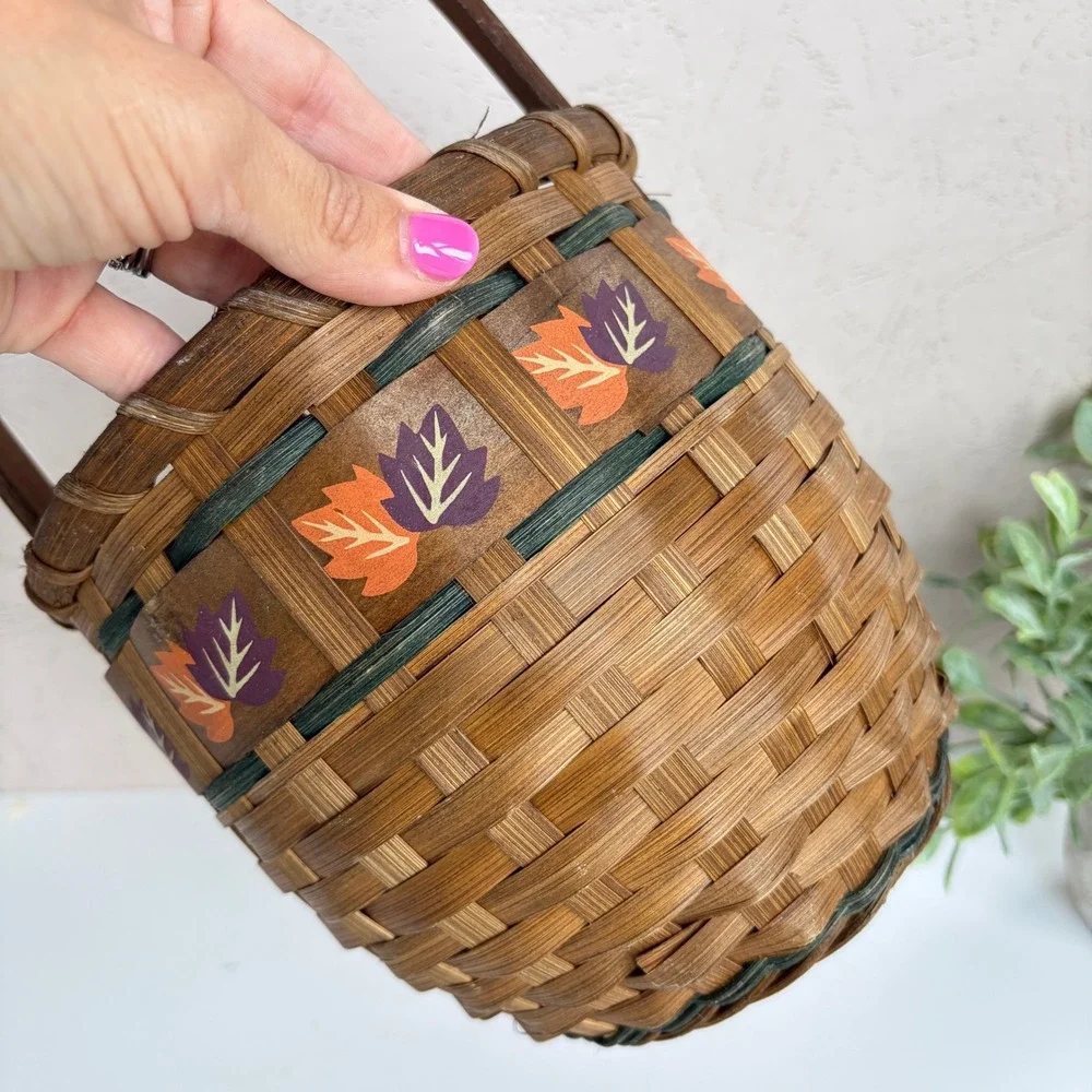 Vintage Style Woven Wood Fall Basket with Autumn Leaf Motif and Handle